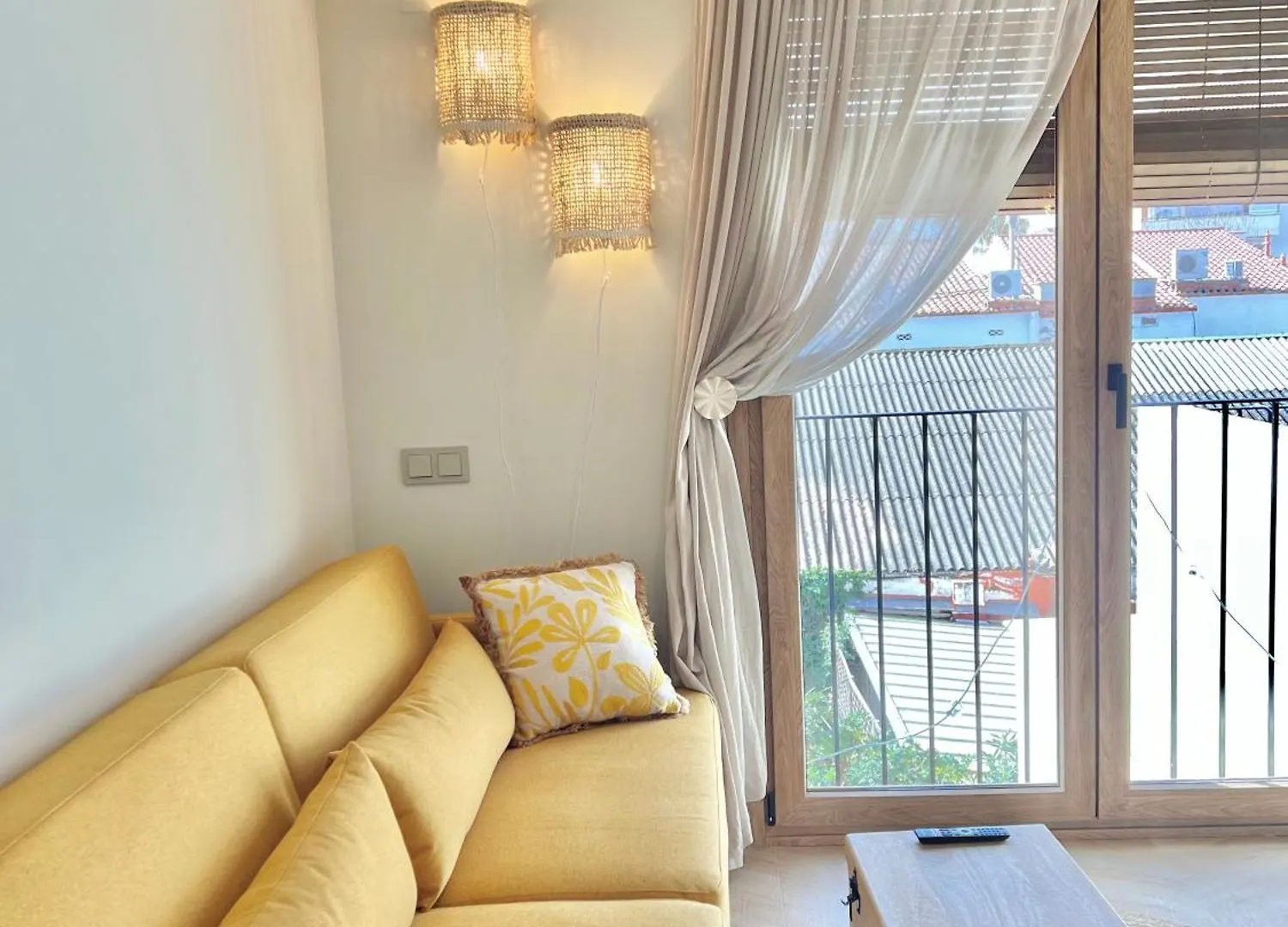 Aparthotel Montroig 5 Hotel Boutique Sitges