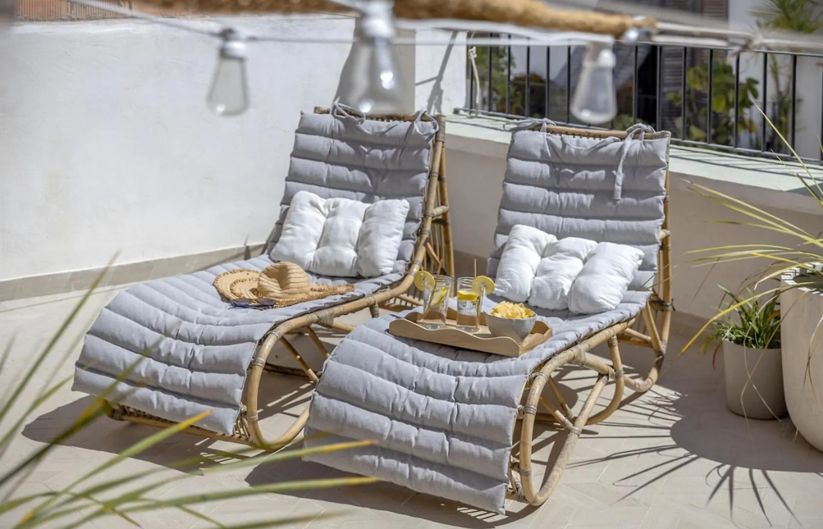 Aparthotel Montroig 5 Hotel Boutique Sitges