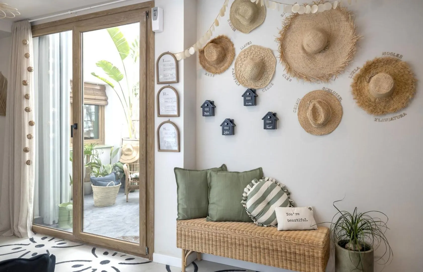 Montroig 5 Hotel Boutique Sitges 0*,