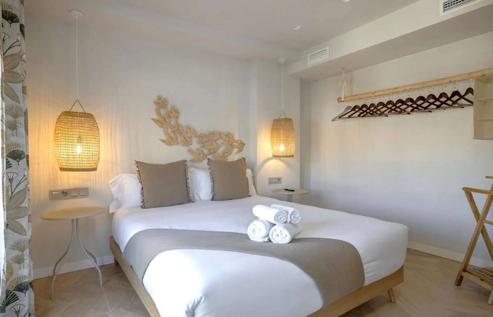 Aparthotel Montroig 5 Hotel Boutique Sitges